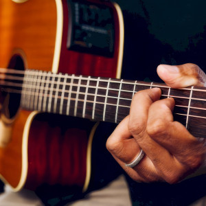 Nauka gry na gitarze | Koluszki (Łódź) | 4 lekcje | Prezent | Voucher | Karta podarunkowa | Bon | Cena