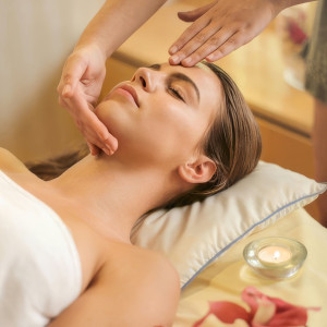 Voucher SPA 1500 PLN | Gliwice | Centrum Odnowy GALATEA | 1500 PLN | Prezent | Voucher | Karta podarunkowa | Bon | Cena