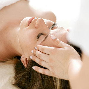 Head SPA | Częstochowa | La Medica Day SPA | Premium | Prezent | Voucher | Karta podarunkowa | Bon | Cena