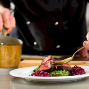 Romantyczna kolacja we dwoje | Warszawa (Śródmieście) | Restauracja Future & Wine | 2 osoby | Prezent | Voucher | Karta podarunkowa | Bon | Cena