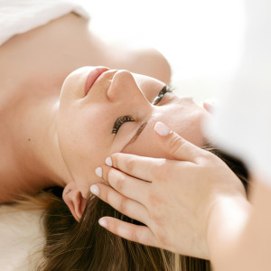 Head SPA | Kielce | TrichoHolistic | Head, hair & face | Prezent | Voucher | Karta podarunkowa | Bon | Cena