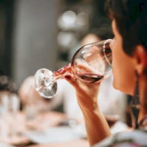 Degustacja win dla dwojga | Białystok | Docent Procent | 2 osoby | w grupie | Prezent | Voucher | Karta podarunkowa | Bon | Cena