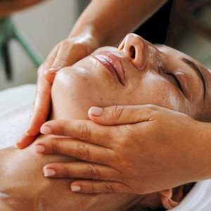 Voucher SPA 500 PLN | Gdańsk | MIÓD Studio masażu | 500 PLN | Prezent | Voucher | Karta podarunkowa | Bon | Cena