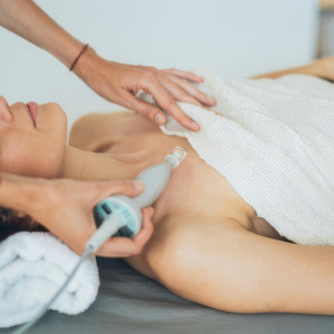 Voucher do kliniki medycyny estetycznej 1000 PLN | Warszawa | Klinika SkinLAB | 1000 PLN | Prezent | Voucher | Karta podarunkowa | Bon | Cena