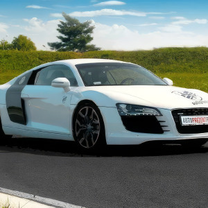 Jazda Audi R8 - 1 okrążenie | Warszawa (Tor Słomczyn) | AUTOPREZENT | 1 okrążenie | Prezent | Voucher | Karta podarunkowa | Bon | Cena