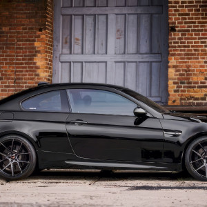 Jazda BMW M3 E92 V8 po torze w fotelu pasażera | Toruń | ASM Rent Car | 2 okrążenia | Prezent | Voucher | Karta podarunkowa | Bon | Cena