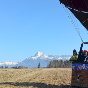 Lot balonem z widokiem na Tatry | Kraków | 1 osoba | w grupie | Prezent | Voucher | Karta podarunkowa | Bon | Cena