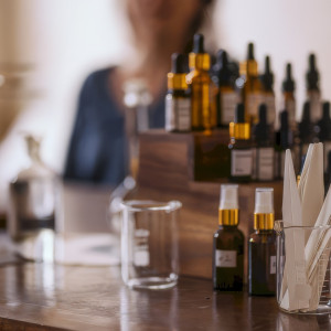 Skomponuj własne perfumy | Lublin | indywidualne | 2 osoby | Prezent | Voucher | Karta podarunkowa | Bon | Cena