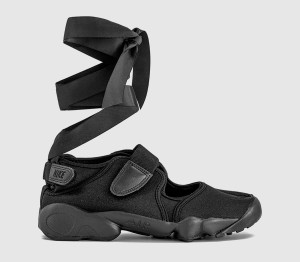 Nike Womens Air Rift Trainers Black Ribbon, 6.5