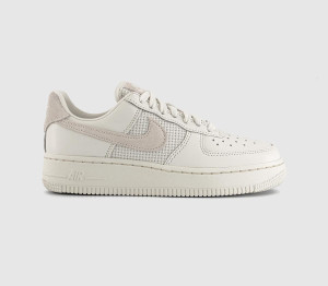 Nike Womens Air Force 1 07 Trainers Phantom Phantom White, 7.5
