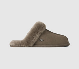 UGG Womens Scuffette II Metal Logo Slippers Dried Oregano Green, 3
