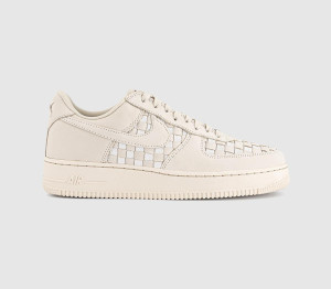 Nike Mens Air Force 1 07 Trainers Sanddrift Pale Ivory Sail Team Red In Natural, 9.5