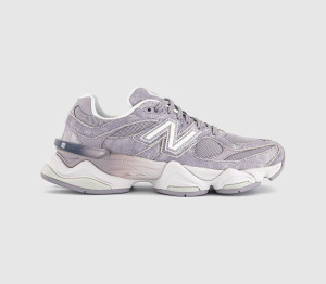 New Balance Womens 9060 Trainers Truffle Salt Sea Natural, 7.5