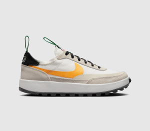 Nike Mens General Purpose Shoe Summit White University Gold Birch, 7.5
