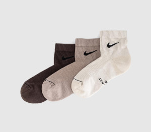 Nike Training Ankle Socks 3 Pairs Choc Neautral Milk Brown, L