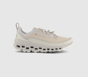 ON Womens Cloudaway 2 Trainers Sand Ice F In Natural, 7.5