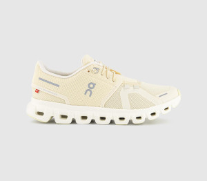 ON Womens Cloud 6 Trainers Castor Ivory F In Natural
