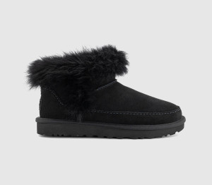 UGG Womens Classic Ultra Mini Chalet Boots Black, 4