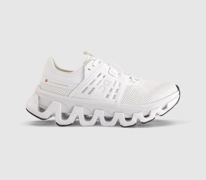 On Cloudswift Amp Trainers White F, 5.5