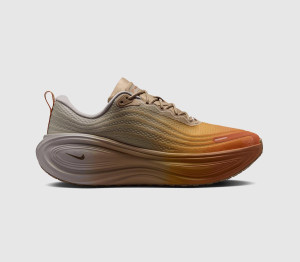 Nike Vomero Plus Trainers Brown, 8.5