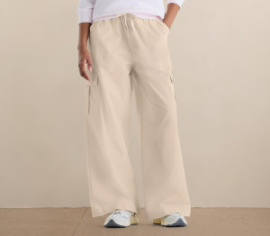 New Balance Womens Woven Cargo Pants Linen Natural, L
