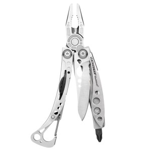 Multitool Leatherman Skeletool