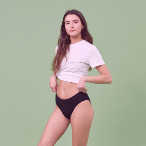 Masmi Majtki menstruacyjne DLA NASTOLATEK wysoki stan (rozmiary XS, S i M) 100% certyfikowanej bawełny organicznej 1 szt.