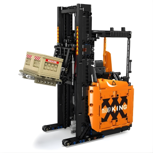 17040 – Mould King Reach Truck