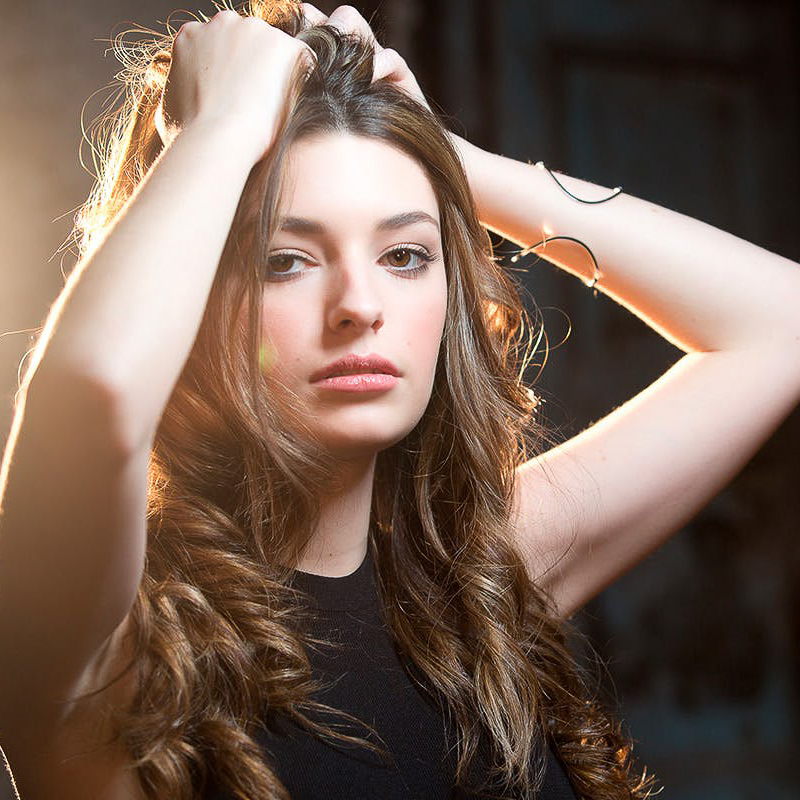 Makeup and Photoshoot Experience for One | Photoshoots | Virgin Experience Days / Voucher Gift