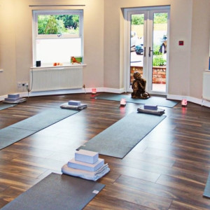 Private One Hour Bespoke Yoga Lesson with Afternoon Tea for Two at The Roade House | Virgin Experience Days / Voucher Gift