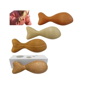 Poisson de dentition en bois suisse
