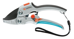 Gardena 08798-20 SmartCut Gartenschere Ratsche, Amboss