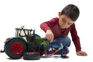 Bruder Fendt 1050 Vario