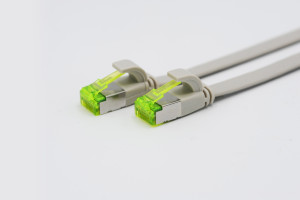 ultra flaches Patchkabel U/FTP Cat 6a grau 10,0m