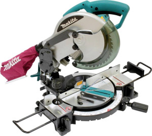 Makita Kapp- und Gehrungssge 260mm 30mm 1500W