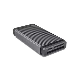 SanDis PROFESSIONAL PRO-READER Multi-Card Reader
