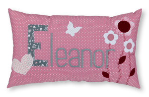 crêpes suzette Namenskissen Blumen und Schmetterlinge I Rosa I mit Wunschnamen