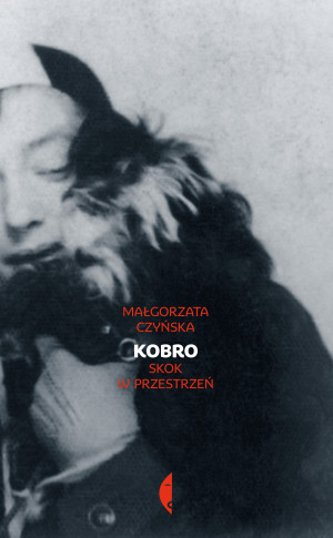 Kobro Skok w przestrzeń