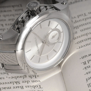 Edelstahl Armbanduhr in silber Karl Lagerfeld KL 1204