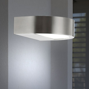 Wandlampe, Edelstahl poliert, Glas opal, B 22,5 cm