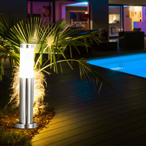Elegante LED Stehleuchte für den Außenbereich