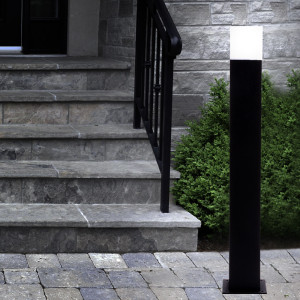 Außen Stehleuchte aus Metall, schwarz, IP44, Höhe = 70 cm