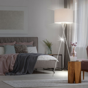 Stehleuchte für Ihr Esszimmer mit Textil Schirm