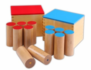 Geräuschdosen - Den Hörsinn nach Montessori fördern