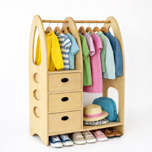Kindergarderobe aus Holz - abwischbare Premiumqualität
