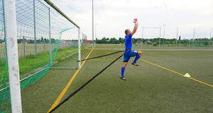 Power bungee cord 9 (short) - goal keeper training in the 5 meter area