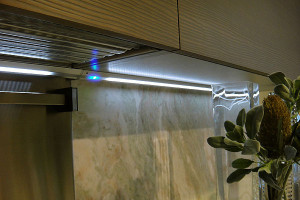 WALL LED Leuchte Weiß Touchschalter 45 LEDs 450mm 225LM