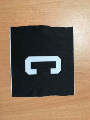 Trikotaufnäher "C" für Kapitän in schwarz oder weiß
