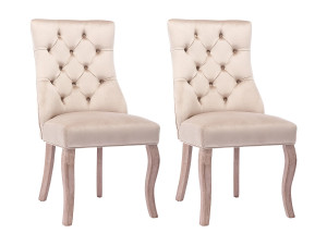 Hauss Spole Set van 2 beige fluwelen stoelen met gebogen houten poten en decoratieve knopen