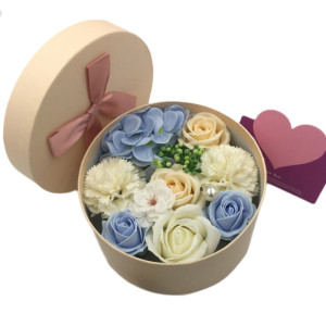 Flower Box Niebieski – Kwiaty Mydlane w Pudełku